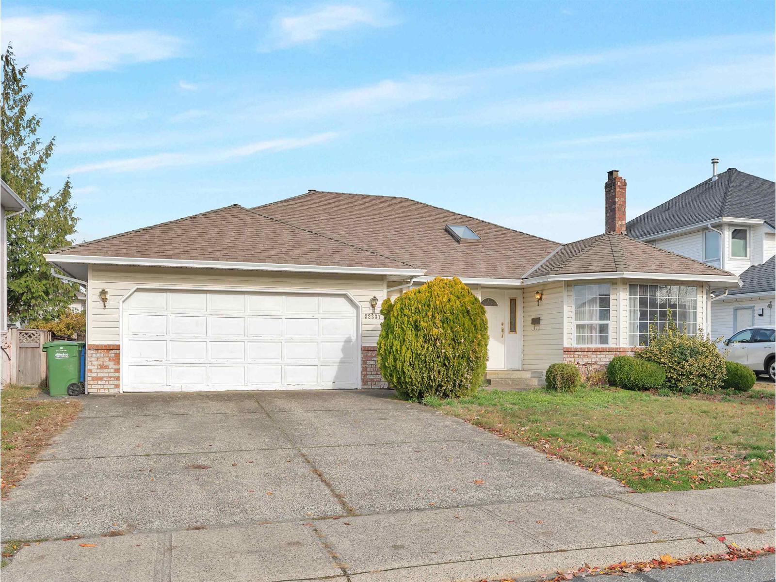 32337 NAKUSP DRIVE, Abbotsford