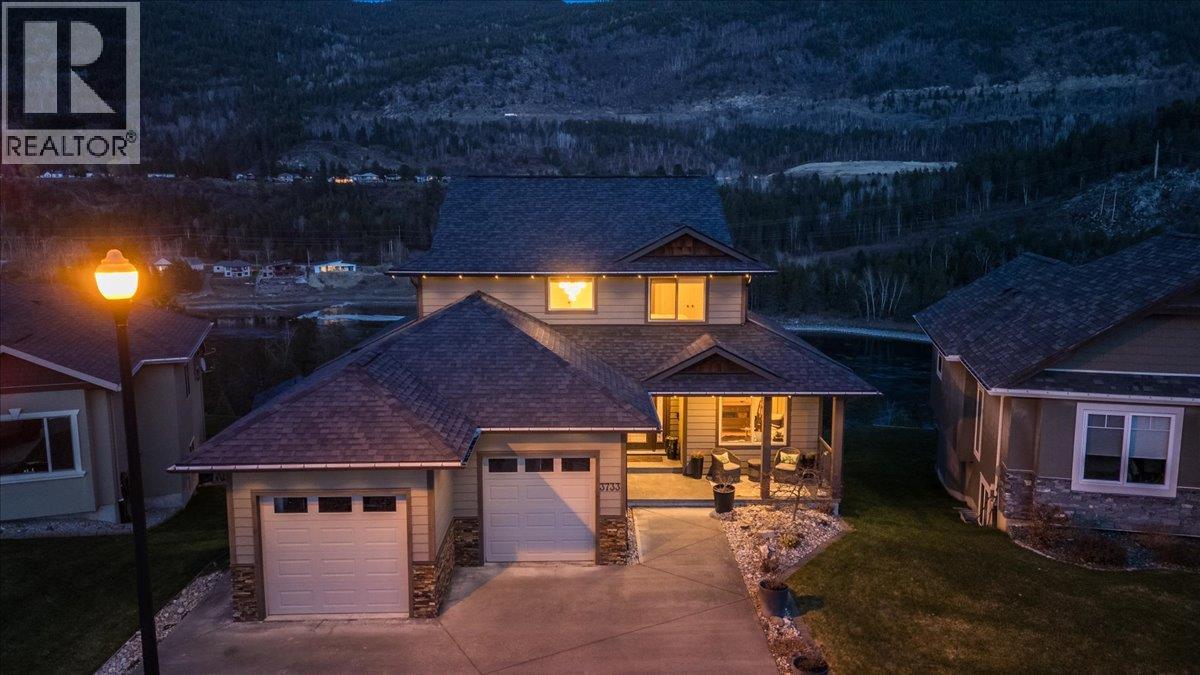 3733 Williston Road, Castlegar