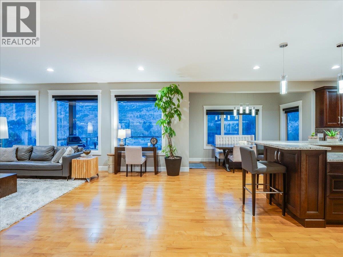 3733 Williston Road, Castlegar