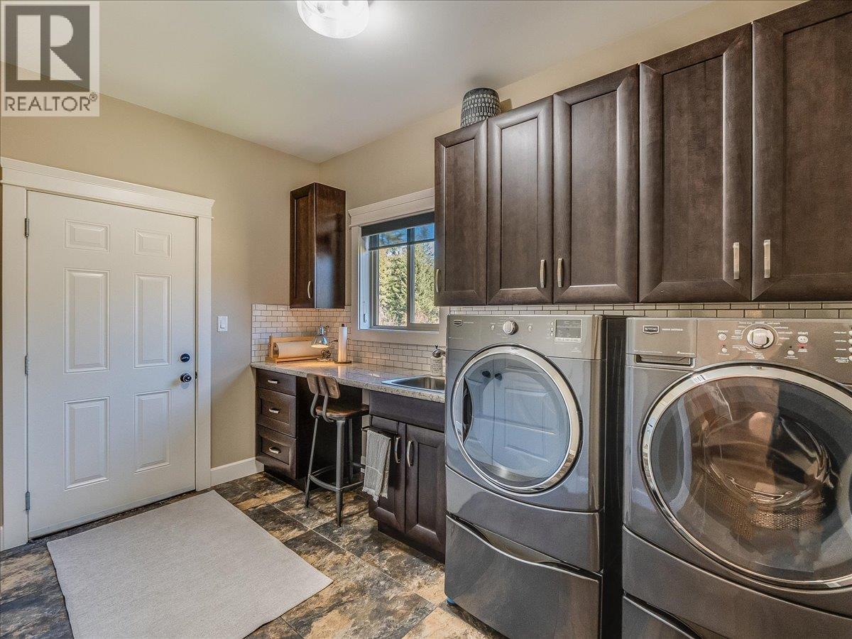 3733 Williston Road, Castlegar