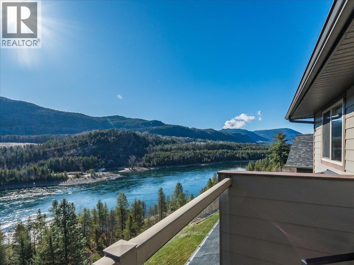 3733 Williston Road, Castlegar