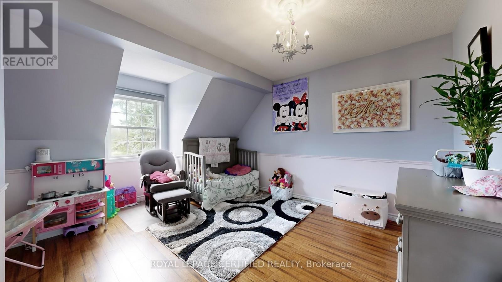 9 OLDFIELD COURT - 36