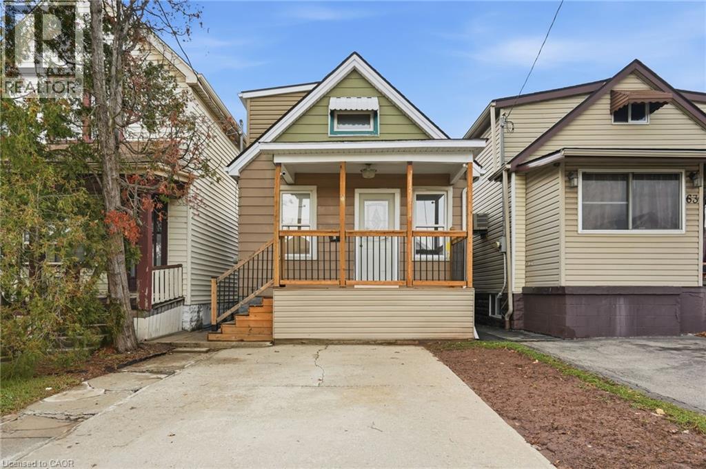 61 GRAHAM AVENUE N - 2