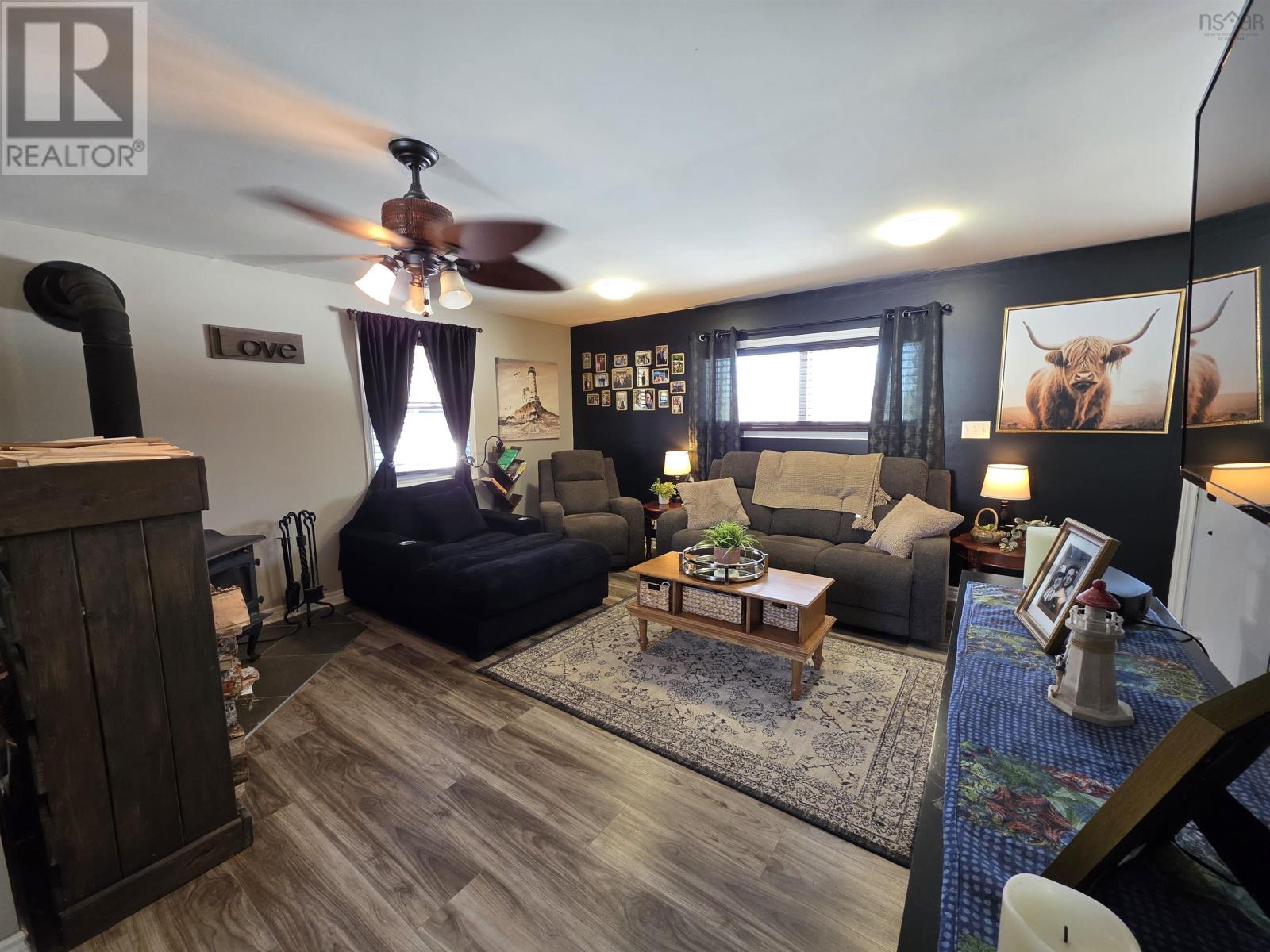 Property 28 of 35 of 5231 Grand Mira North Road