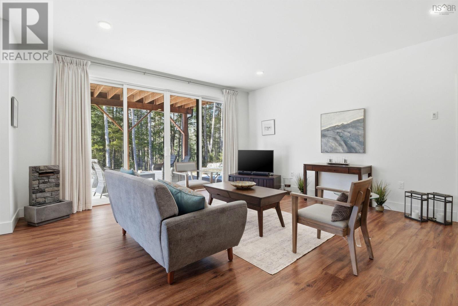 Property 31 of 50 of 4938/4940 Highway 2