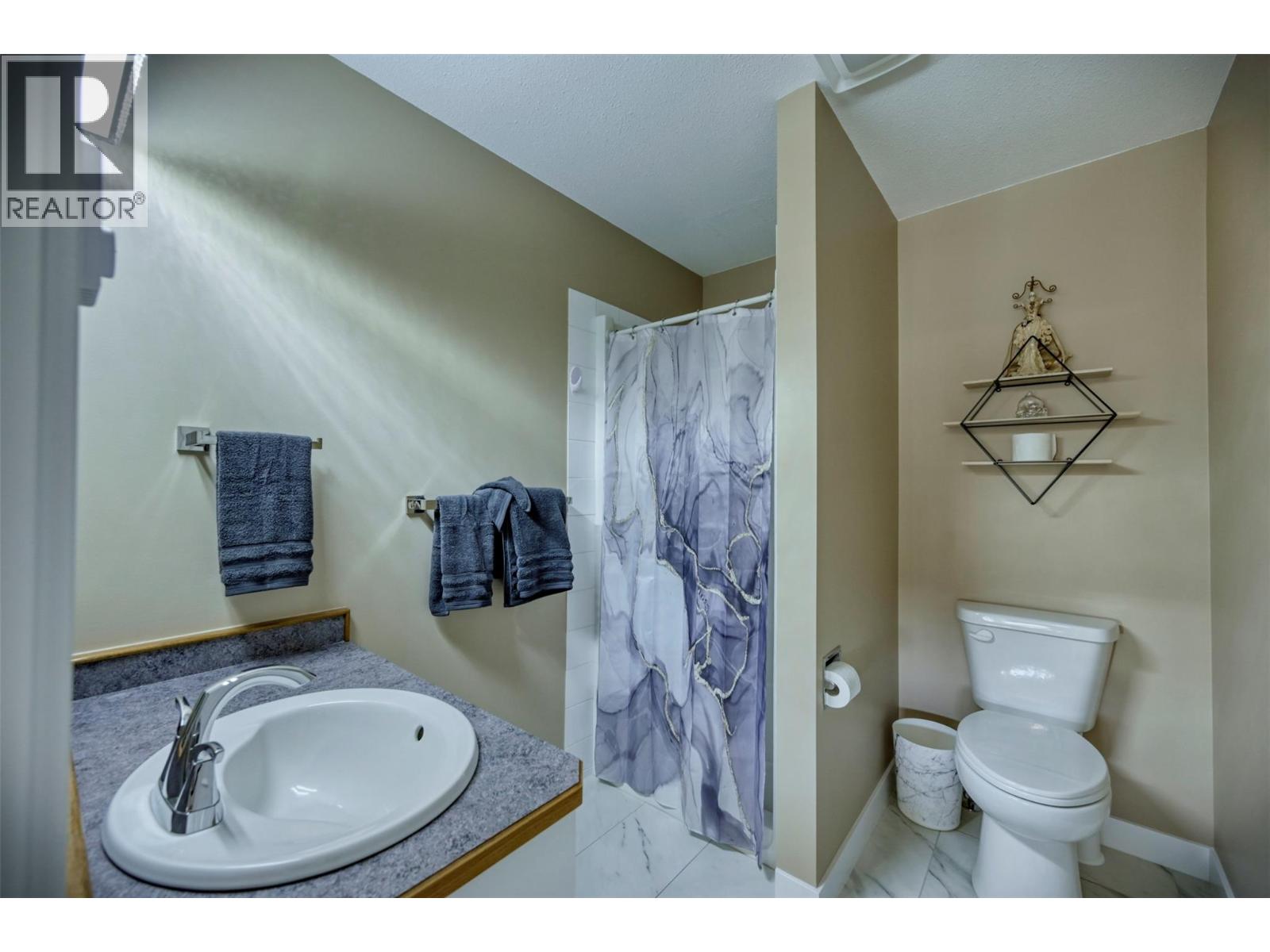 4801 89TH Street Unit# 102, Osoyoos