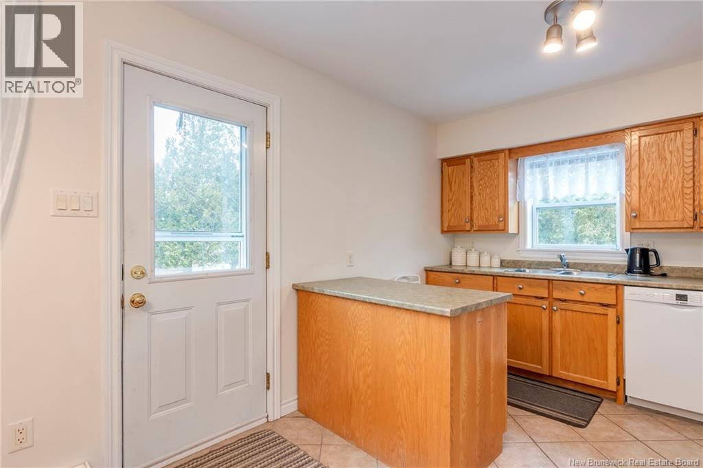 2 AURORA BOULEVARD - 25