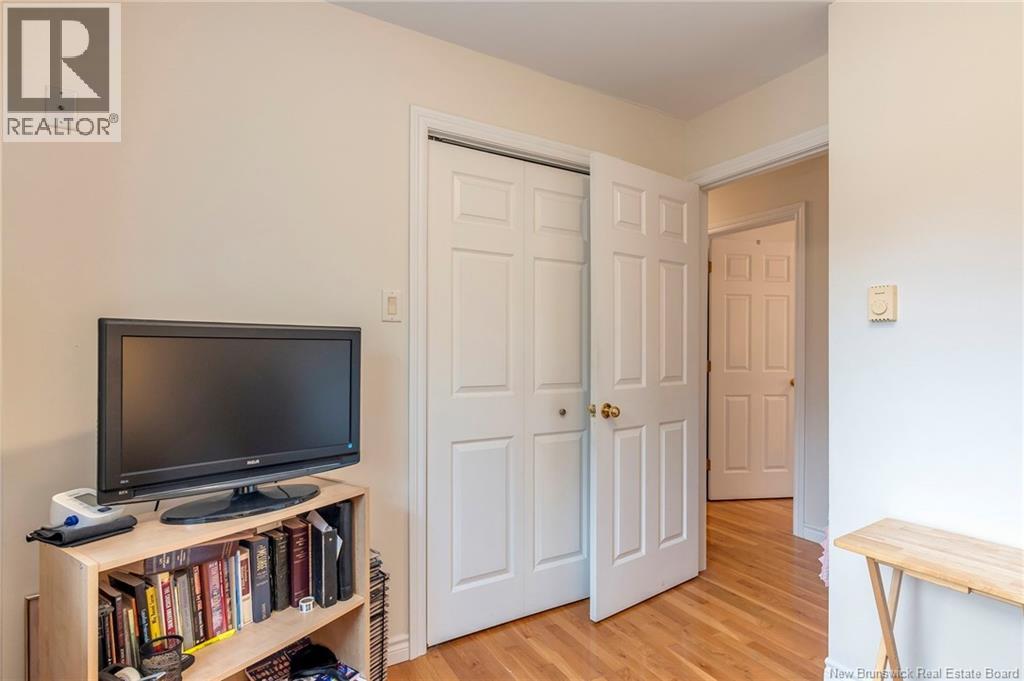 2 AURORA BOULEVARD - 33