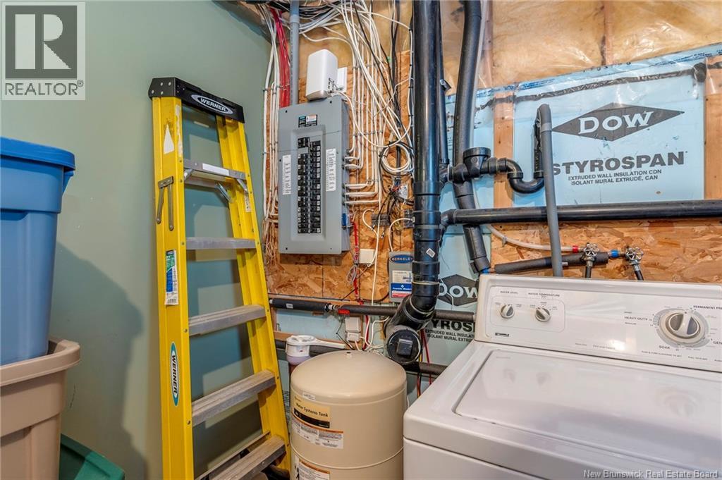 2 AURORA BOULEVARD - 35