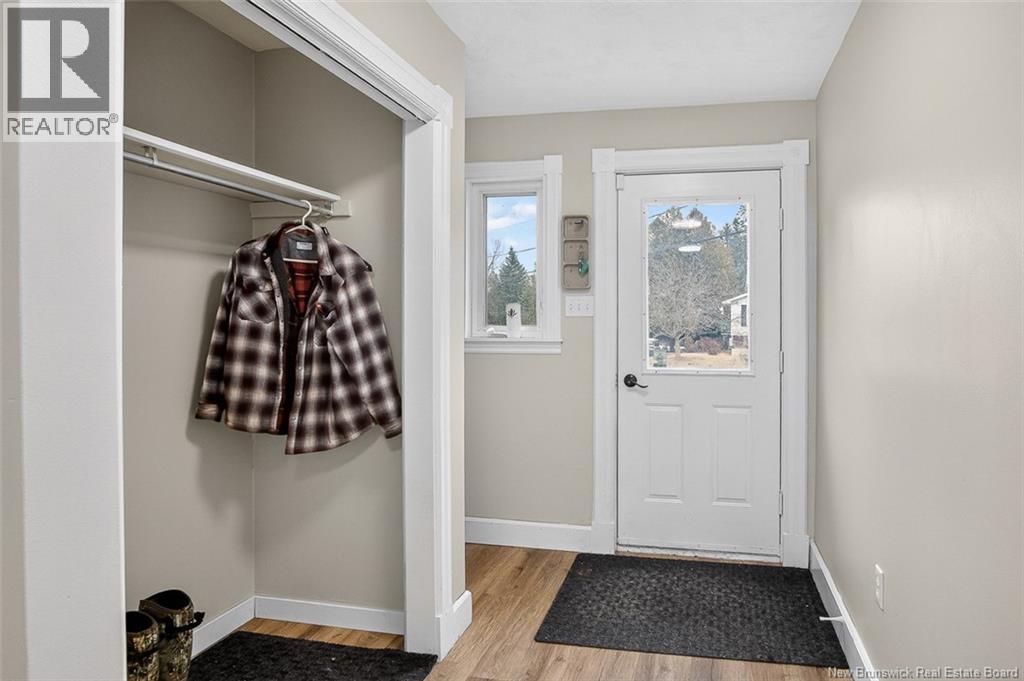 49 SWANTON DRIVE - 11