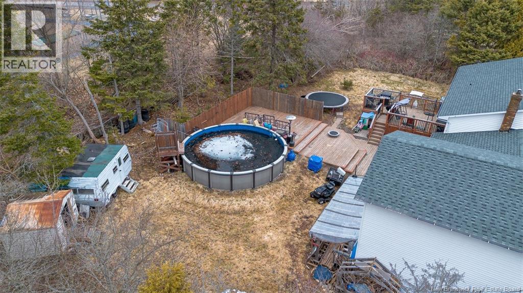 49 SWANTON DRIVE - 42