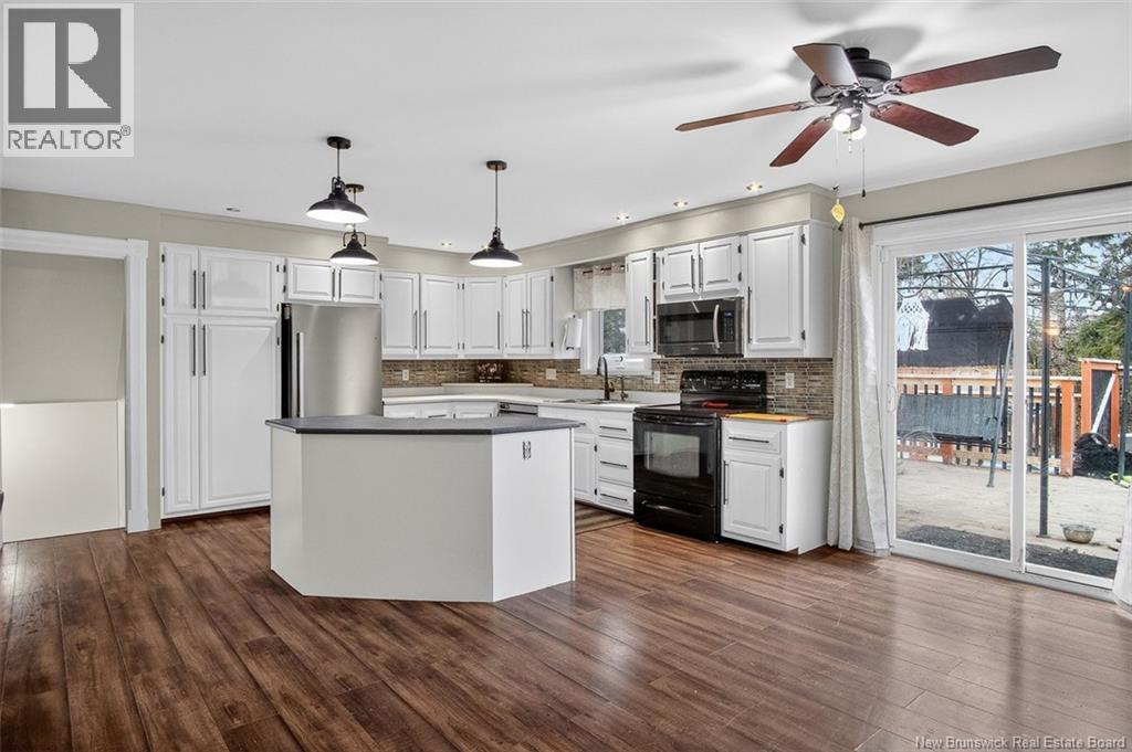 49 SWANTON DRIVE - 4