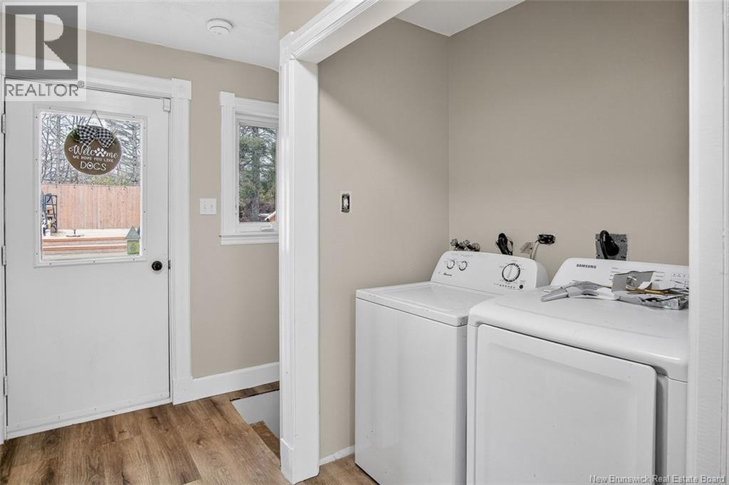 49 SWANTON DRIVE - 30