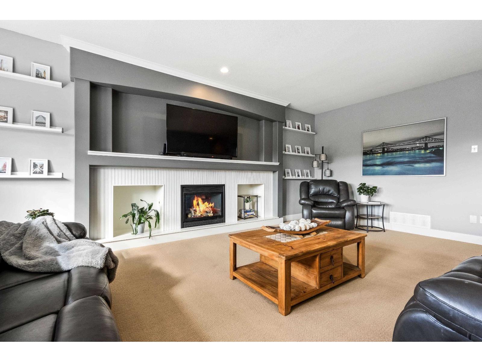 5738 KESTREL DRIVE, Promontory, Chilliwack