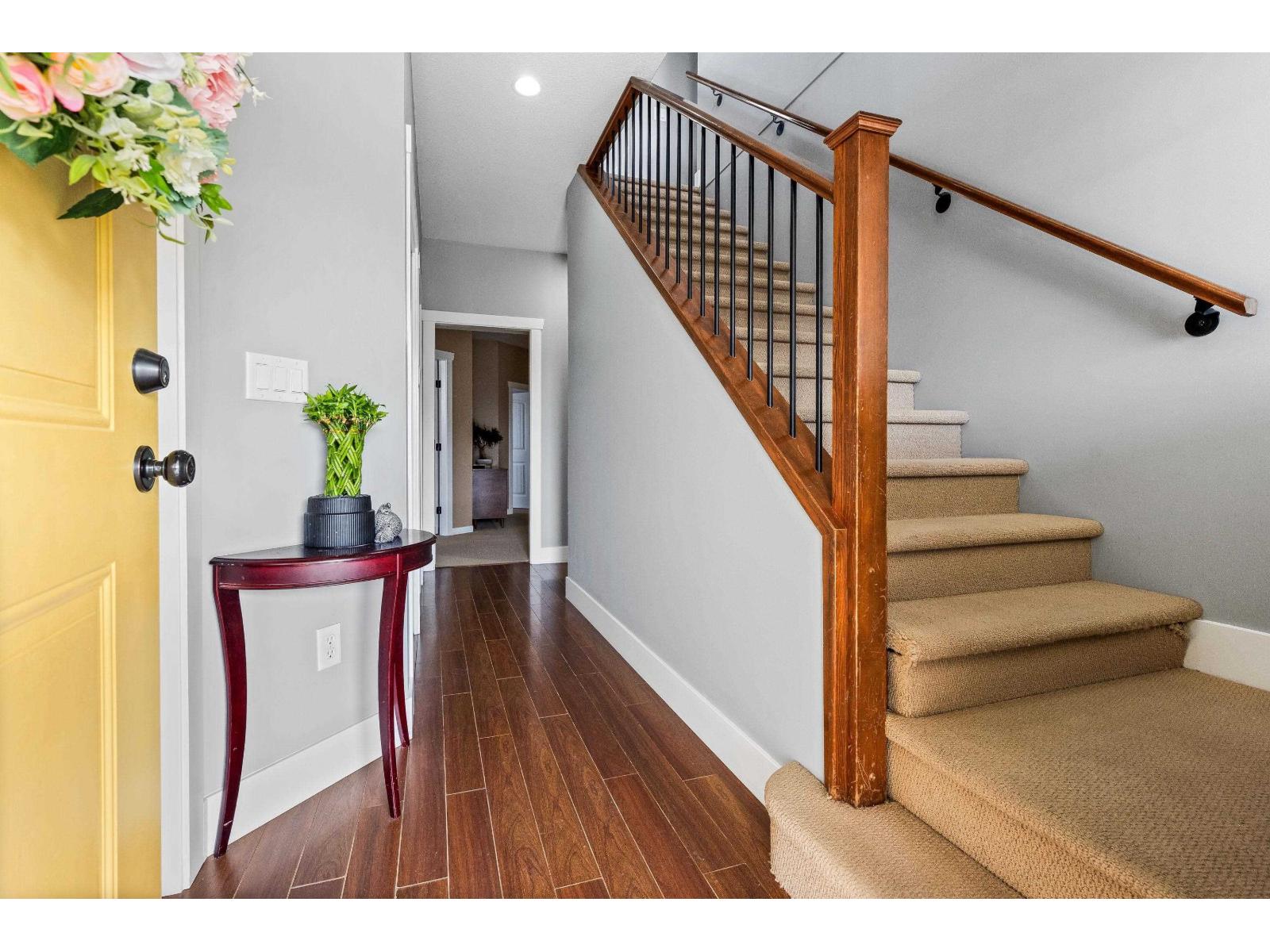 5738 KESTREL DRIVE, Promontory, Chilliwack