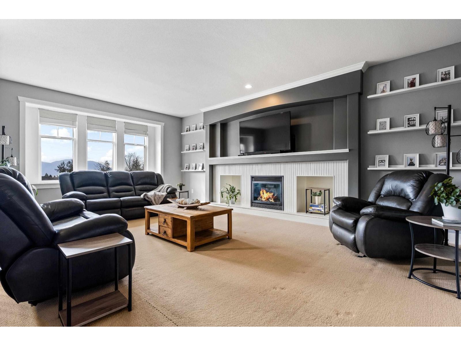 5738 KESTREL DRIVE, Promontory, Chilliwack