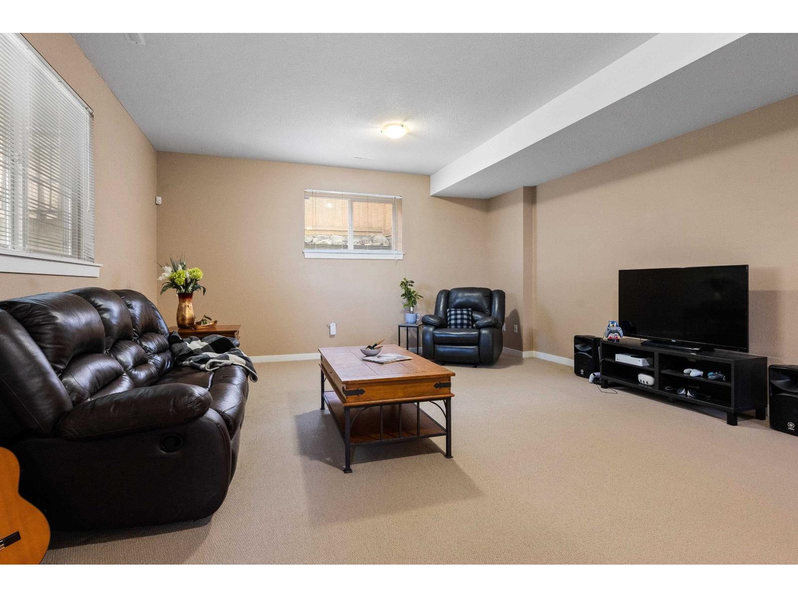 5738 KESTREL DRIVE, Promontory, Chilliwack