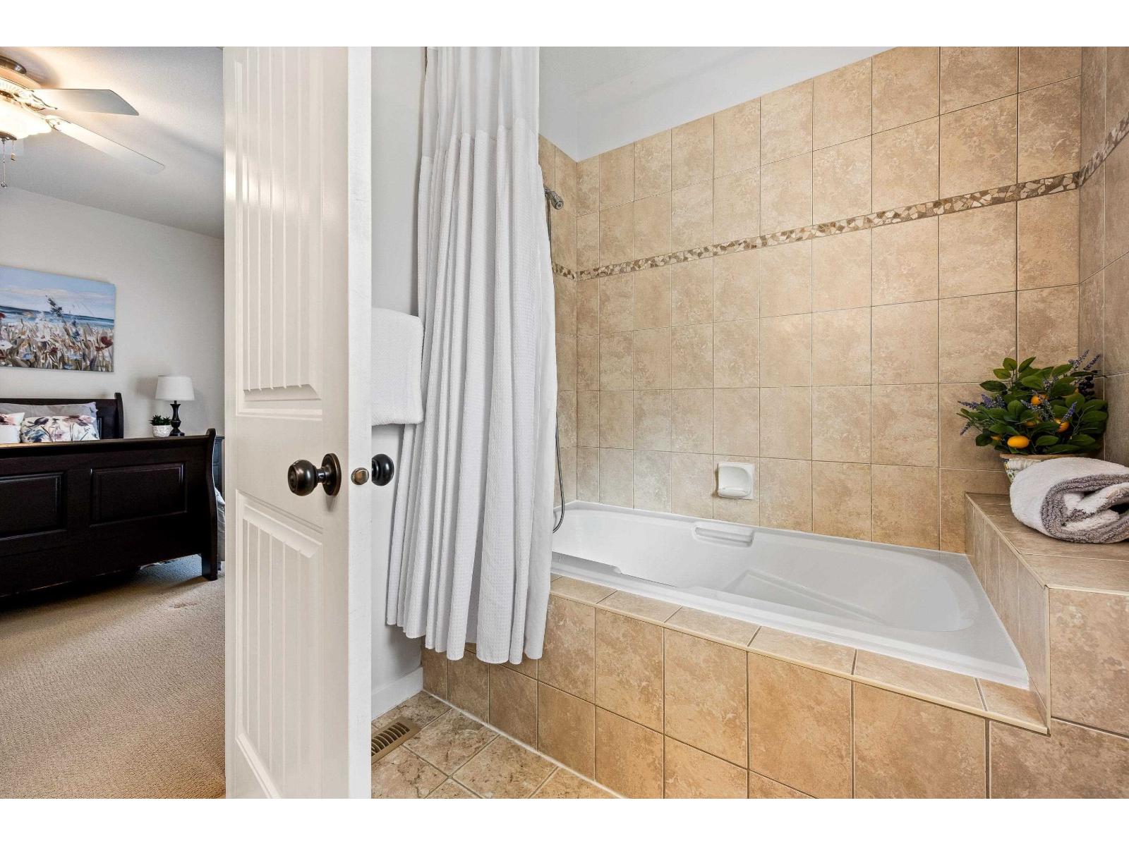 5738 KESTREL DRIVE, Promontory, Chilliwack