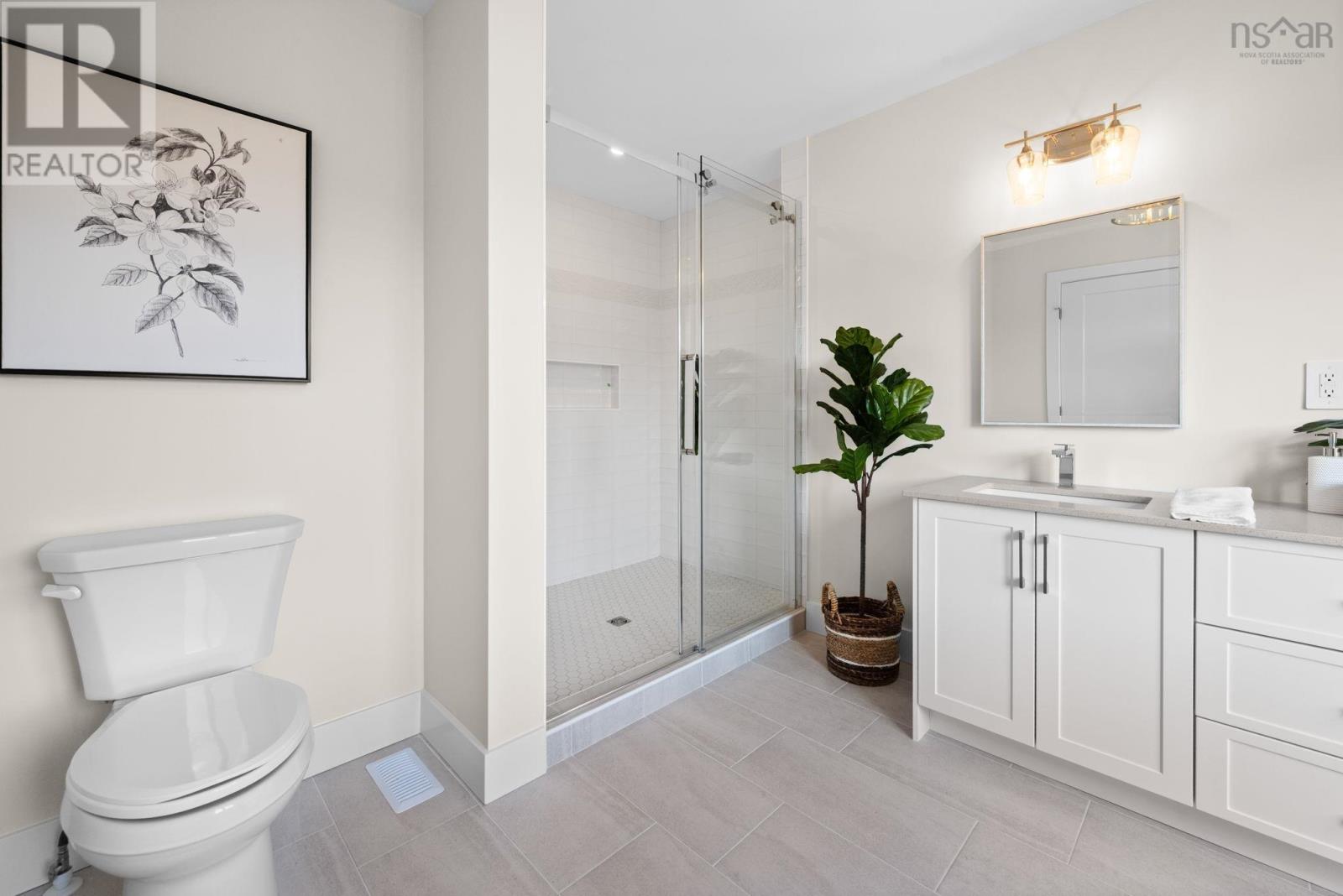 Property 22 of 27 of PC49 1 Pearlgarden Close