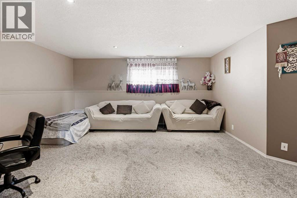 66 Jack Crescent, Red Deer