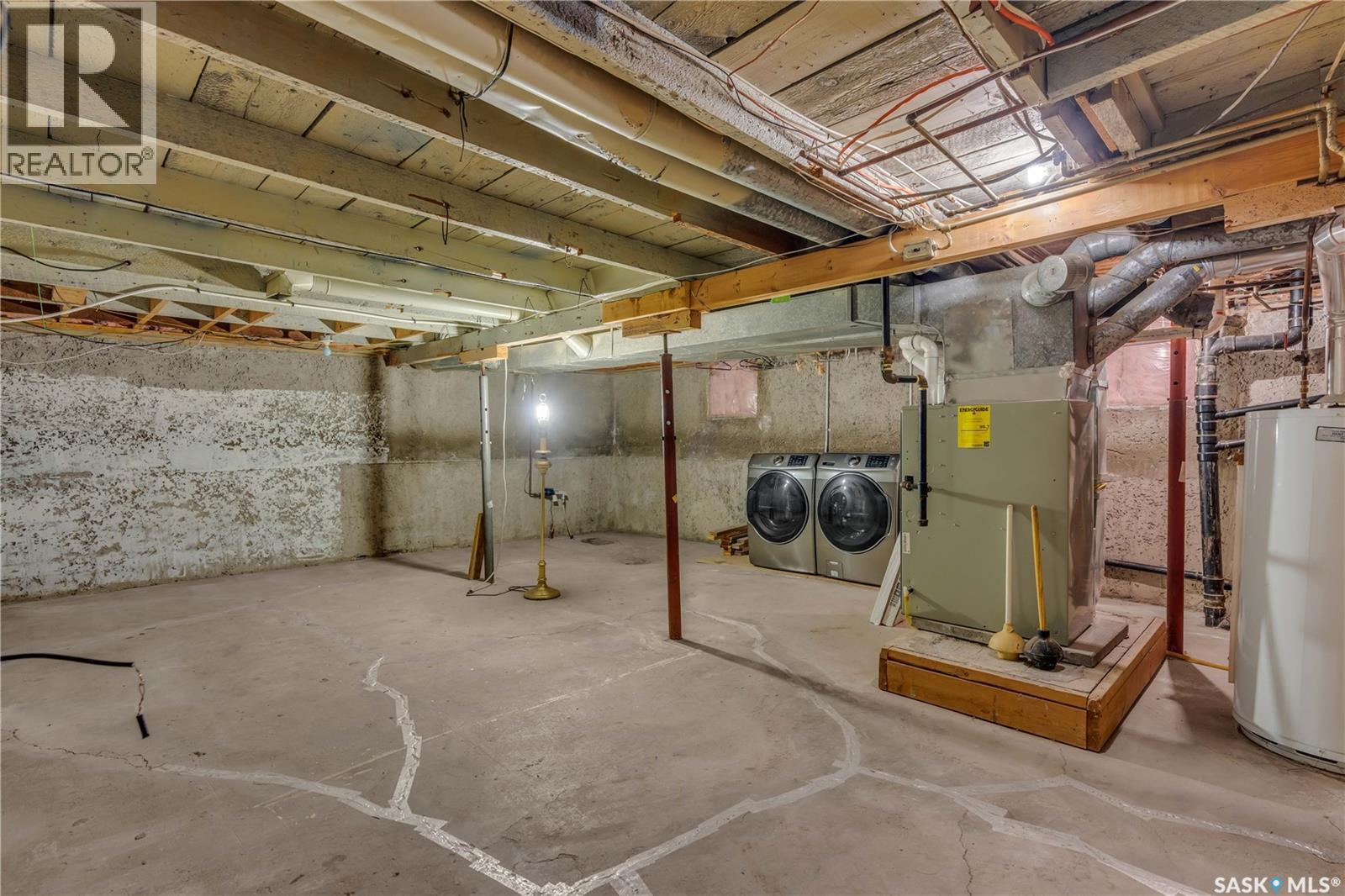 2223 TORONTO STREET - 30