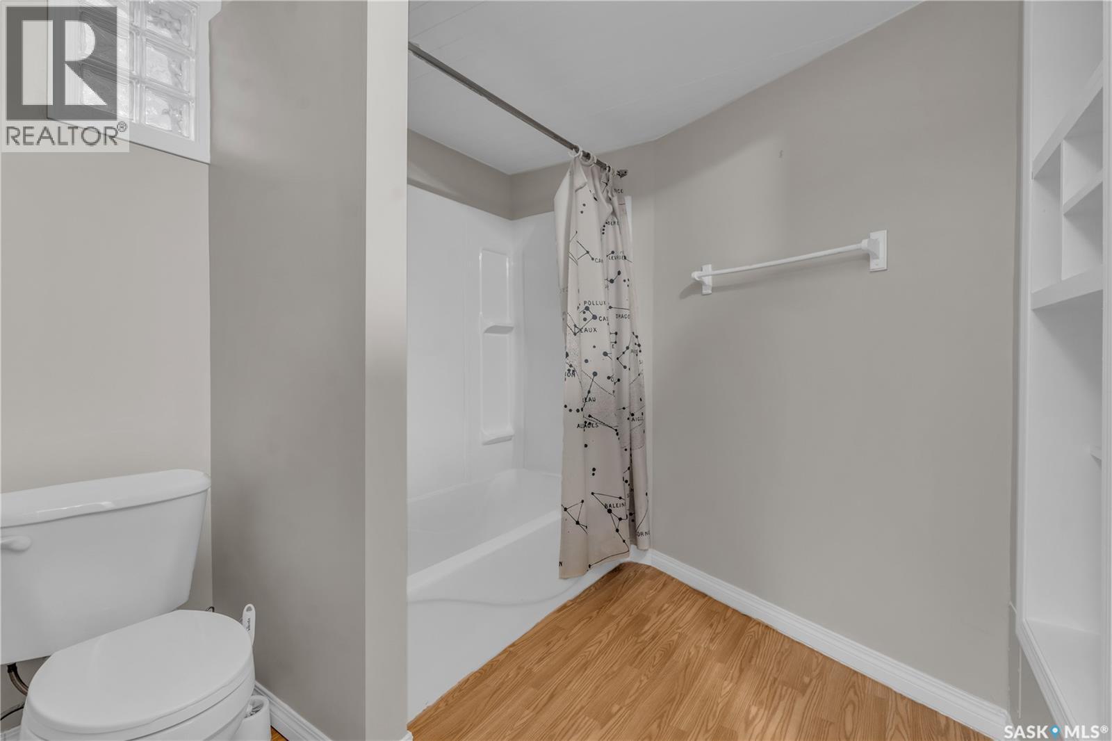 2223 TORONTO STREET - 21