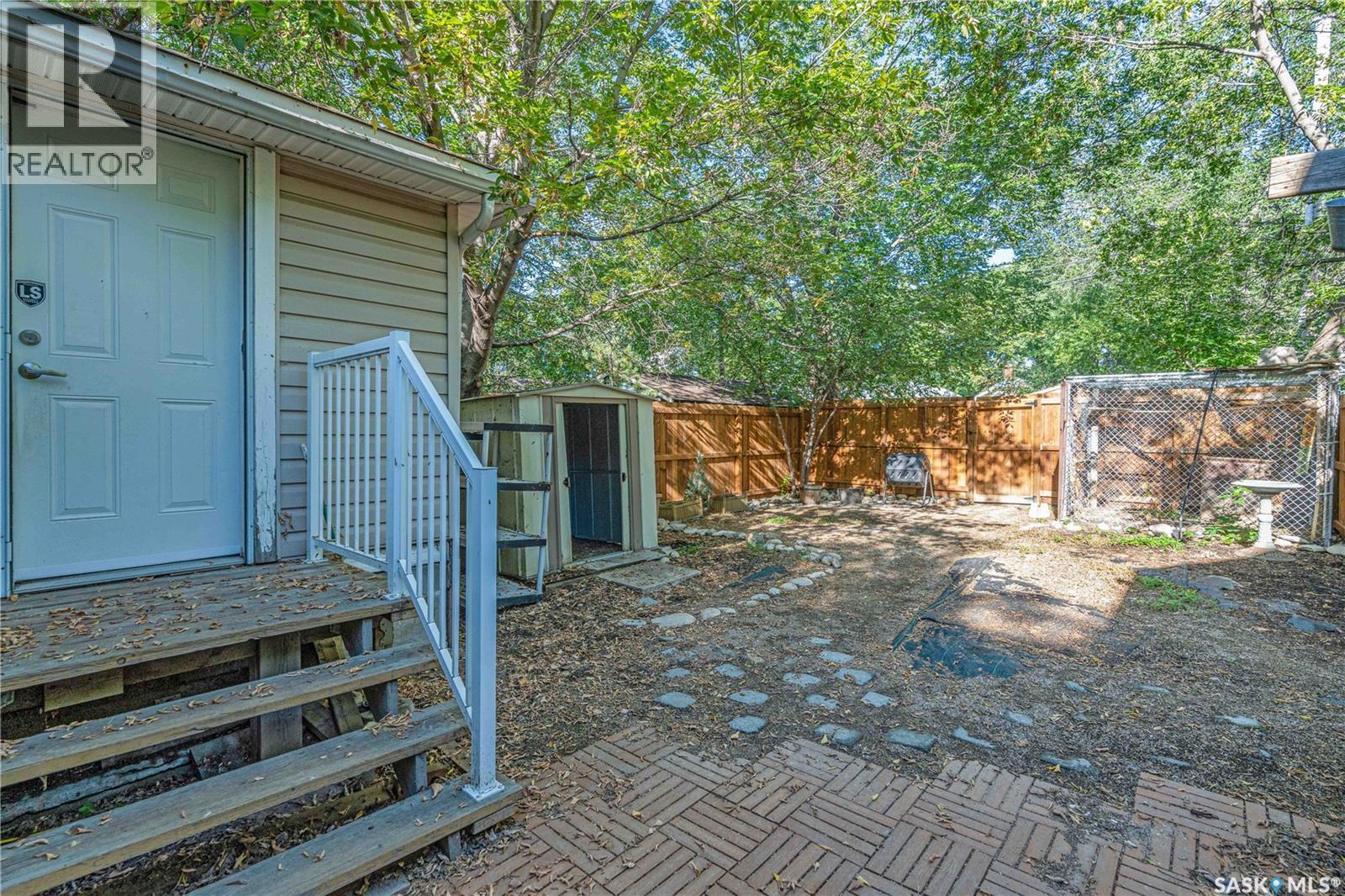 2223 TORONTO STREET - 37