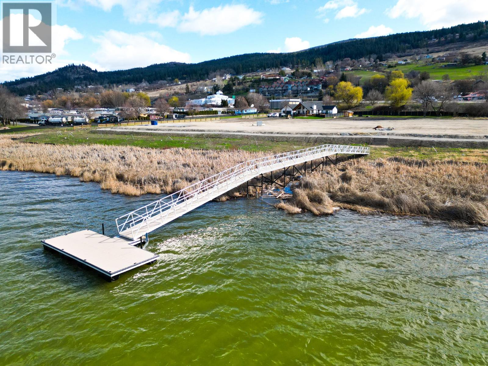  7850 Redwing Road, Vernon