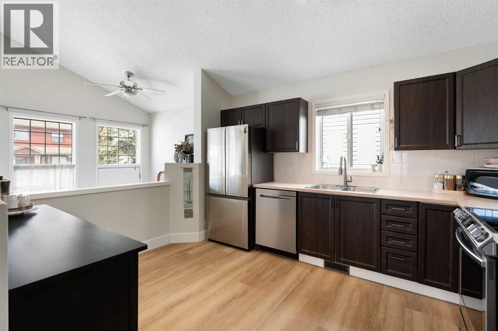 Single Family House Bi-level for Sale in  River Rock Circle SE Riverbend Calgary 