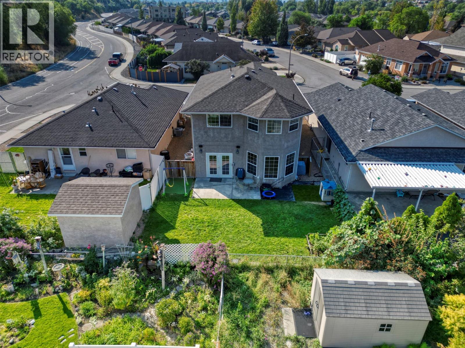 270 WILLOWS Place, Oliver