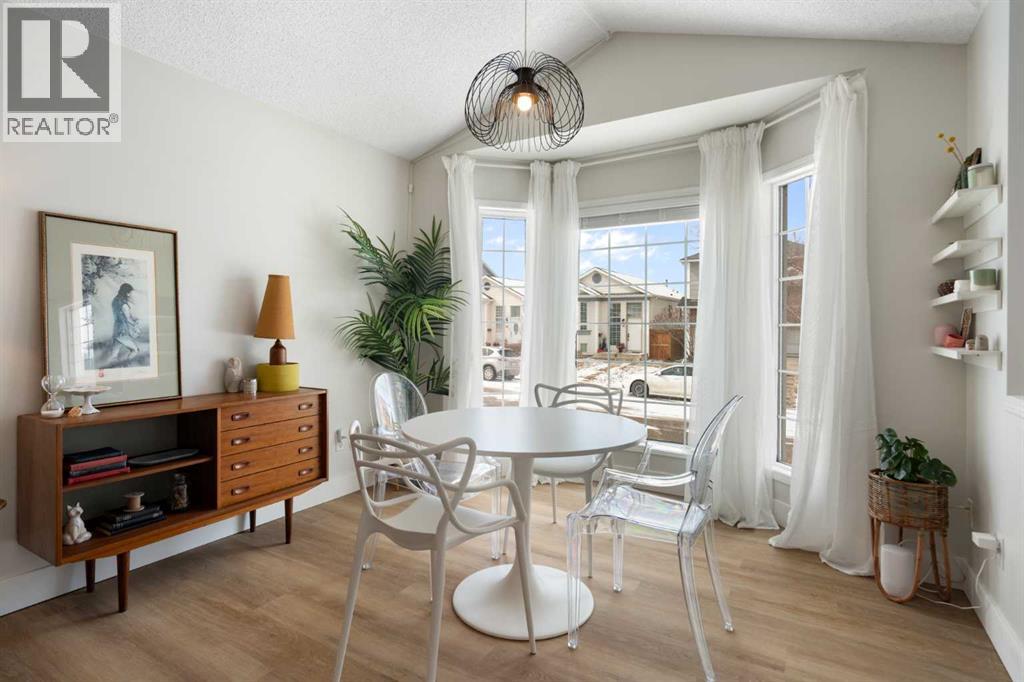 Single Family House Bi-level for Sale in  River Rock Circle SE Riverbend Calgary 