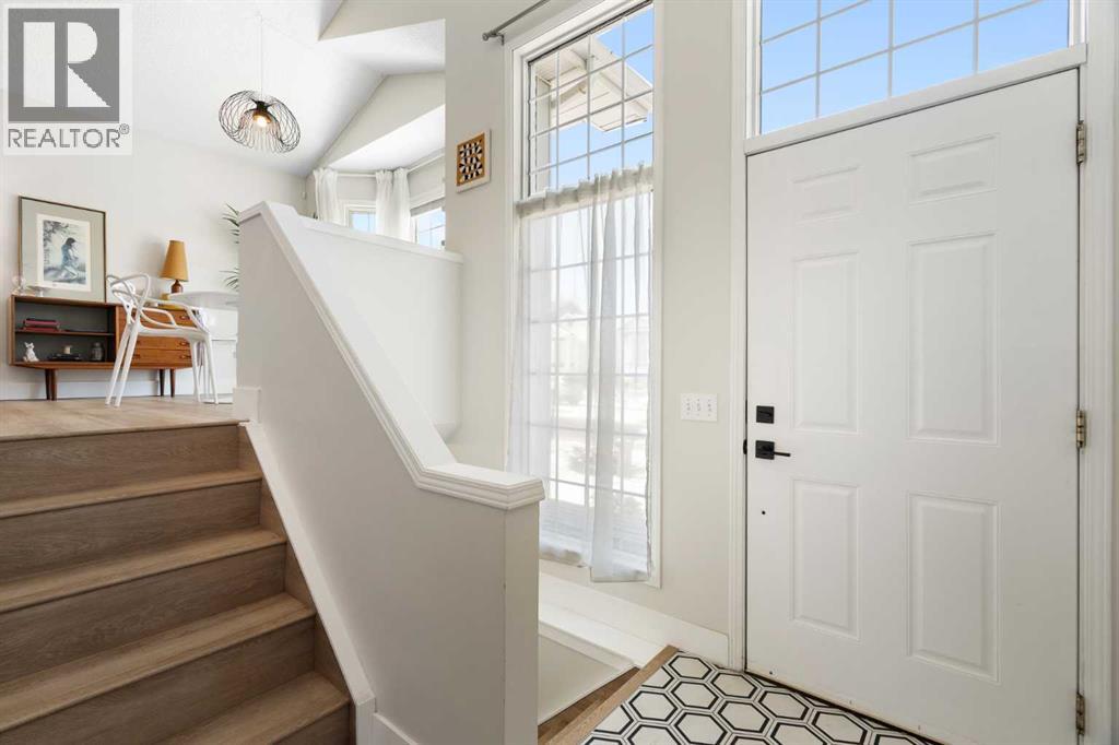 Single Family House Bi-level for Sale in  River Rock Circle SE Riverbend Calgary 