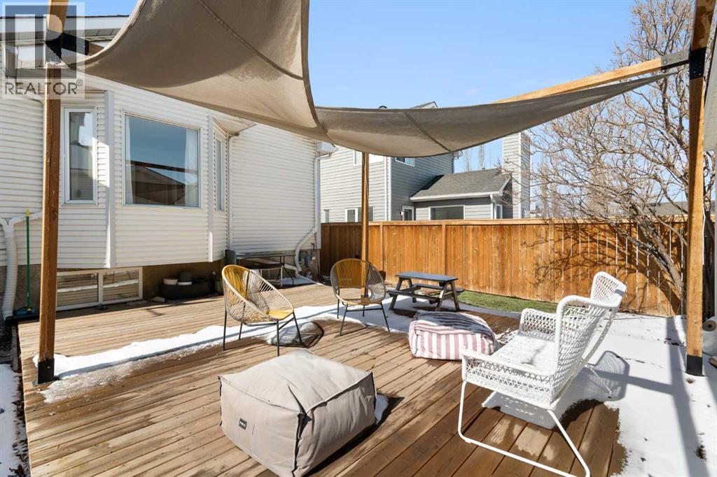 Single Family House Bi-level for Sale in  River Rock Circle SE Riverbend Calgary 