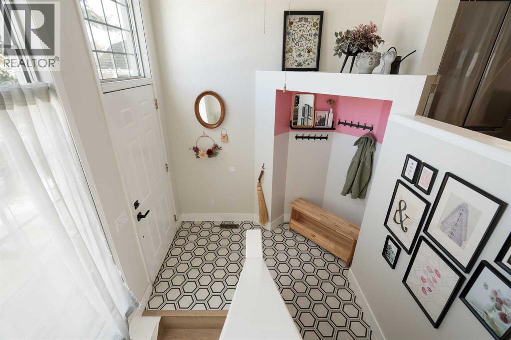 Single Family House Bi-level for Sale in  River Rock Circle SE Riverbend Calgary 