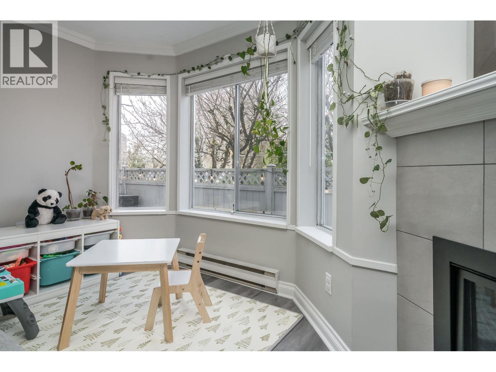 103 3088 FLINT STREET, Port Coquitlam