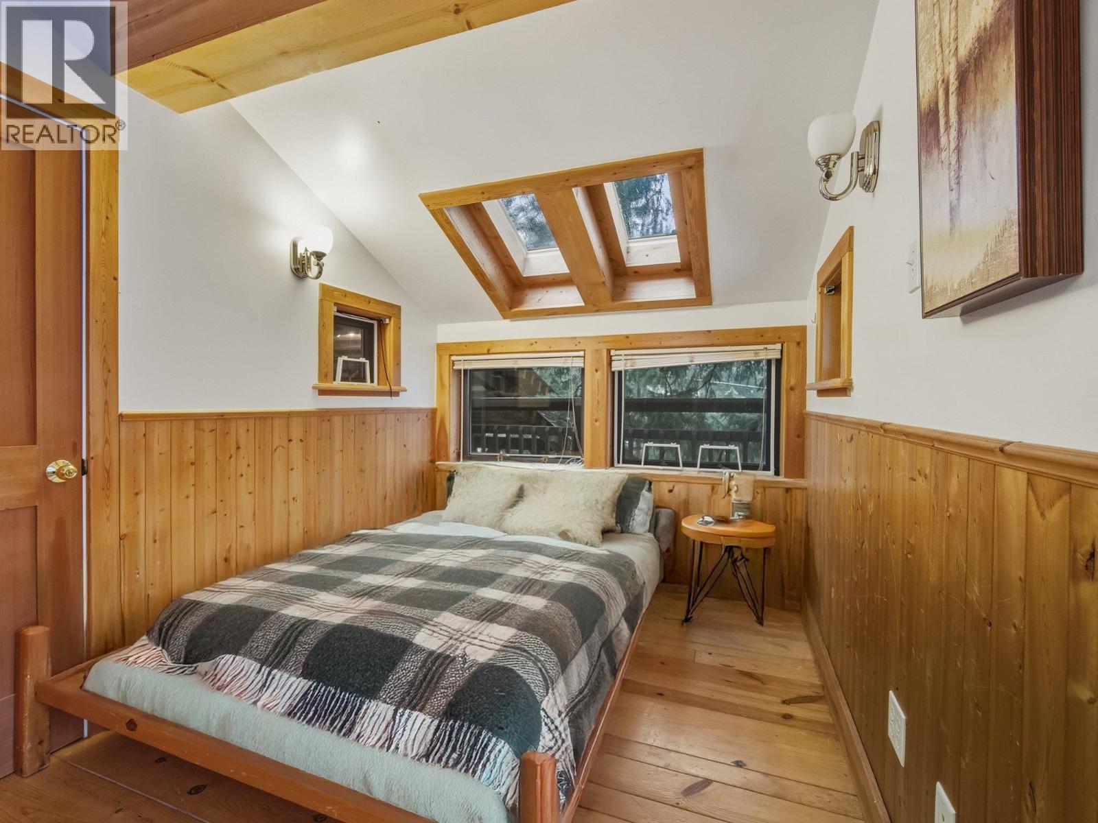 9539 EMERALD DRIVE, Whistler