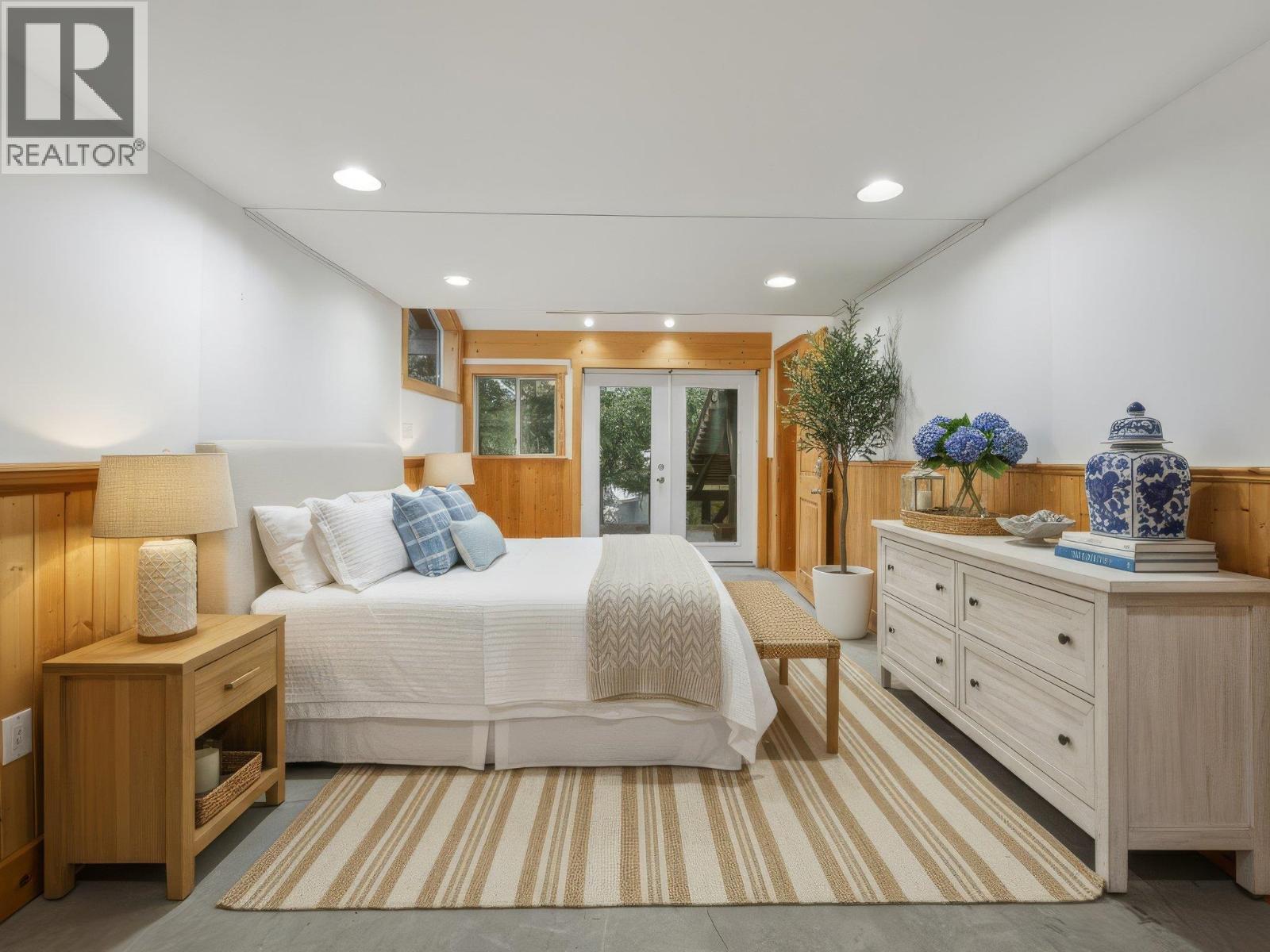 9539 EMERALD DRIVE, Whistler