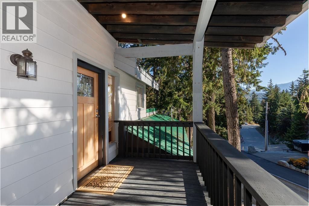 9539 EMERALD DRIVE, Whistler