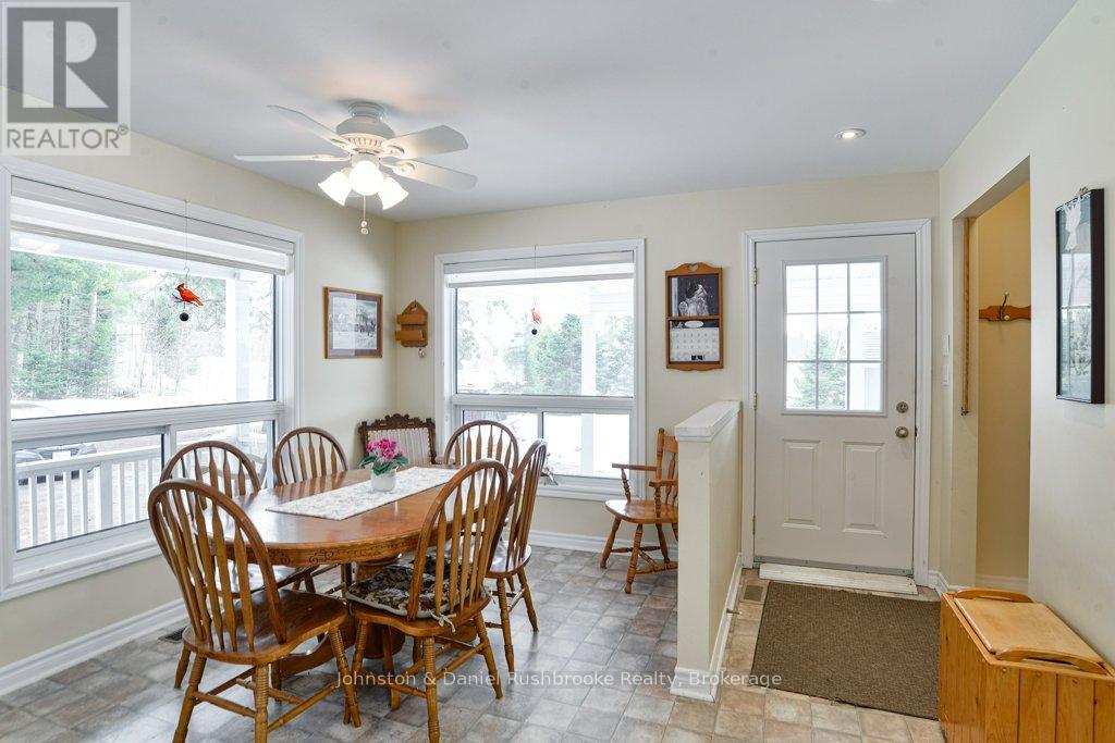 1009 MERKLEY ROAD E - 5