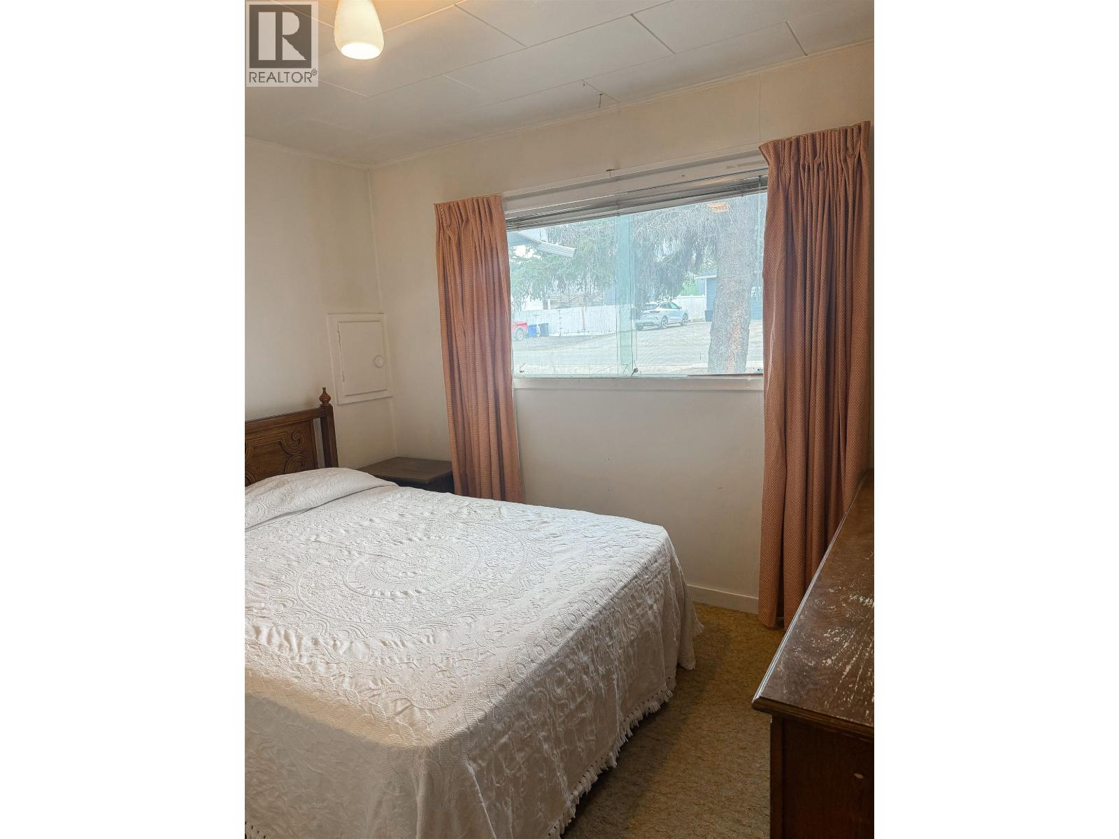 340 CEDAR AVENUE - 19