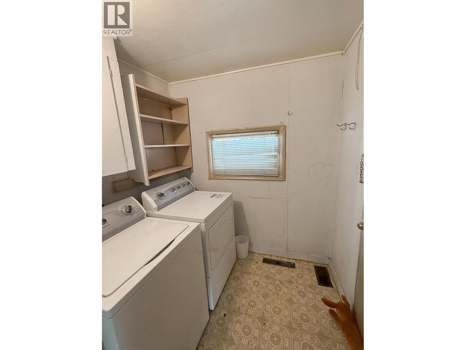 340 CEDAR AVENUE - 22