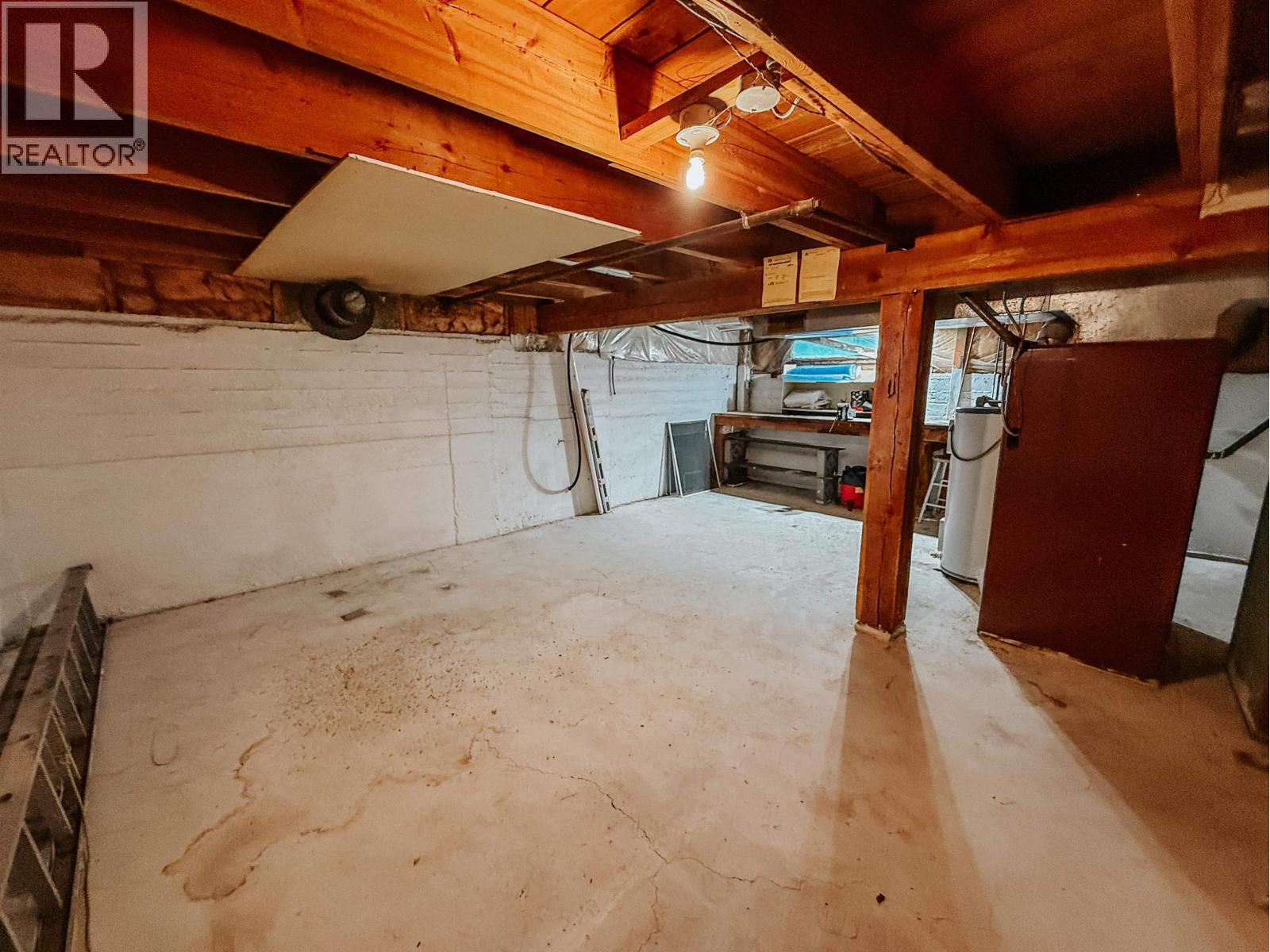 340 CEDAR AVENUE - 26