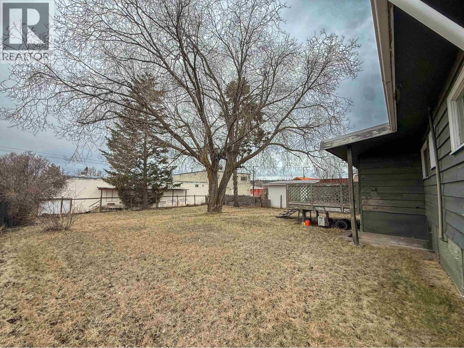 340 CEDAR AVENUE - 30