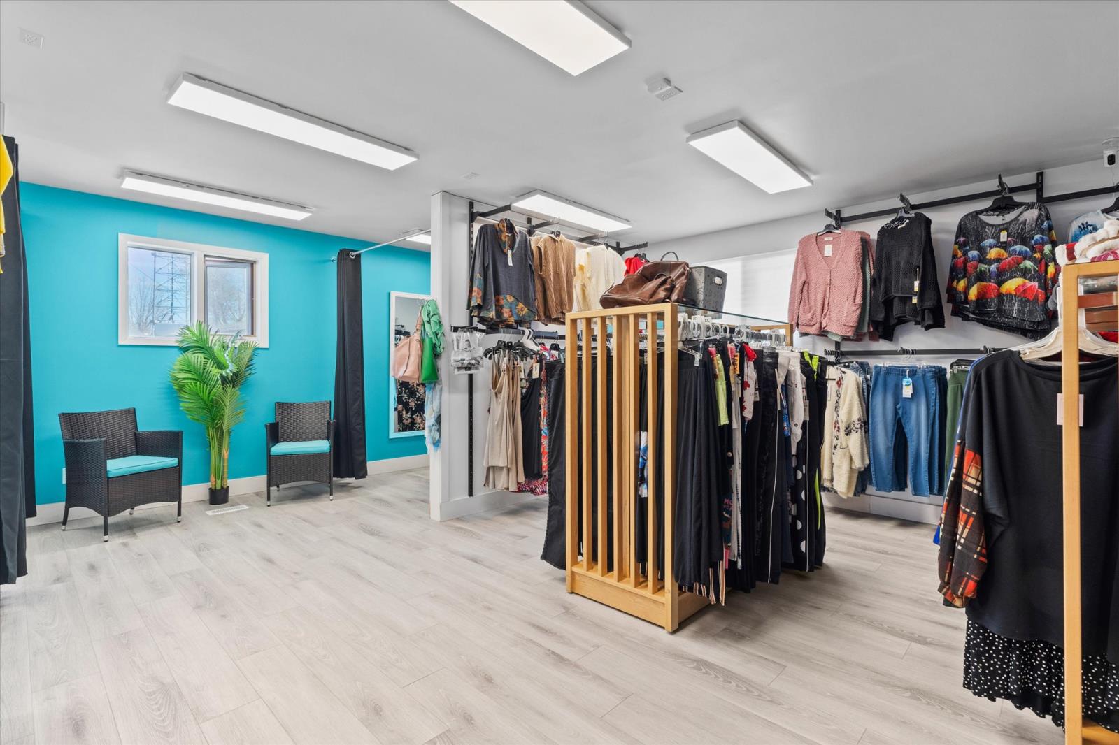 
          4823 50 Avenue
            <br/>
            <span>Lac Ste. Anne County</span>
            , 
            <span>AB</span>
             <span>T0E0A0</span>
         - Photo 18