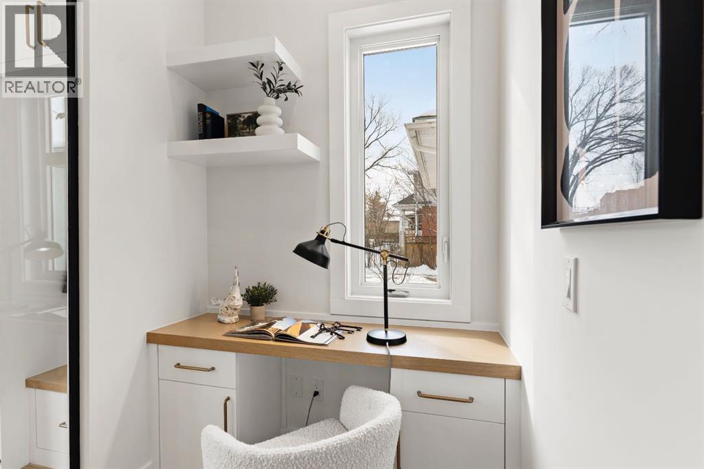 Single Family House for Sale in   Avenue NW Mount Pleasant Calgary 