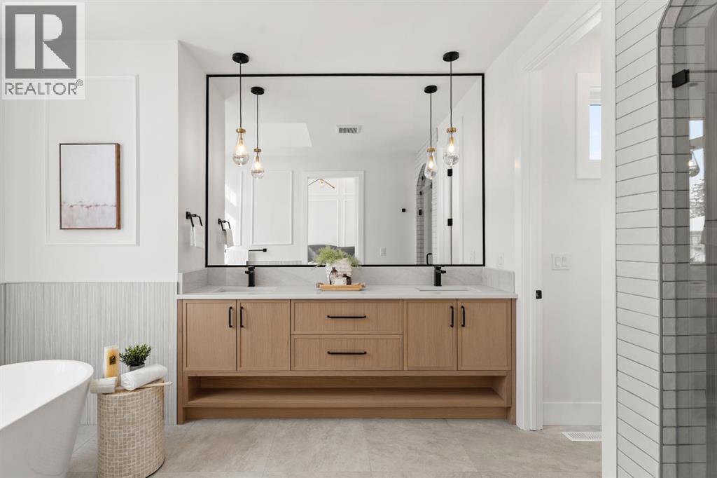 Single Family House for Sale in   Avenue NW Mount Pleasant Calgary 