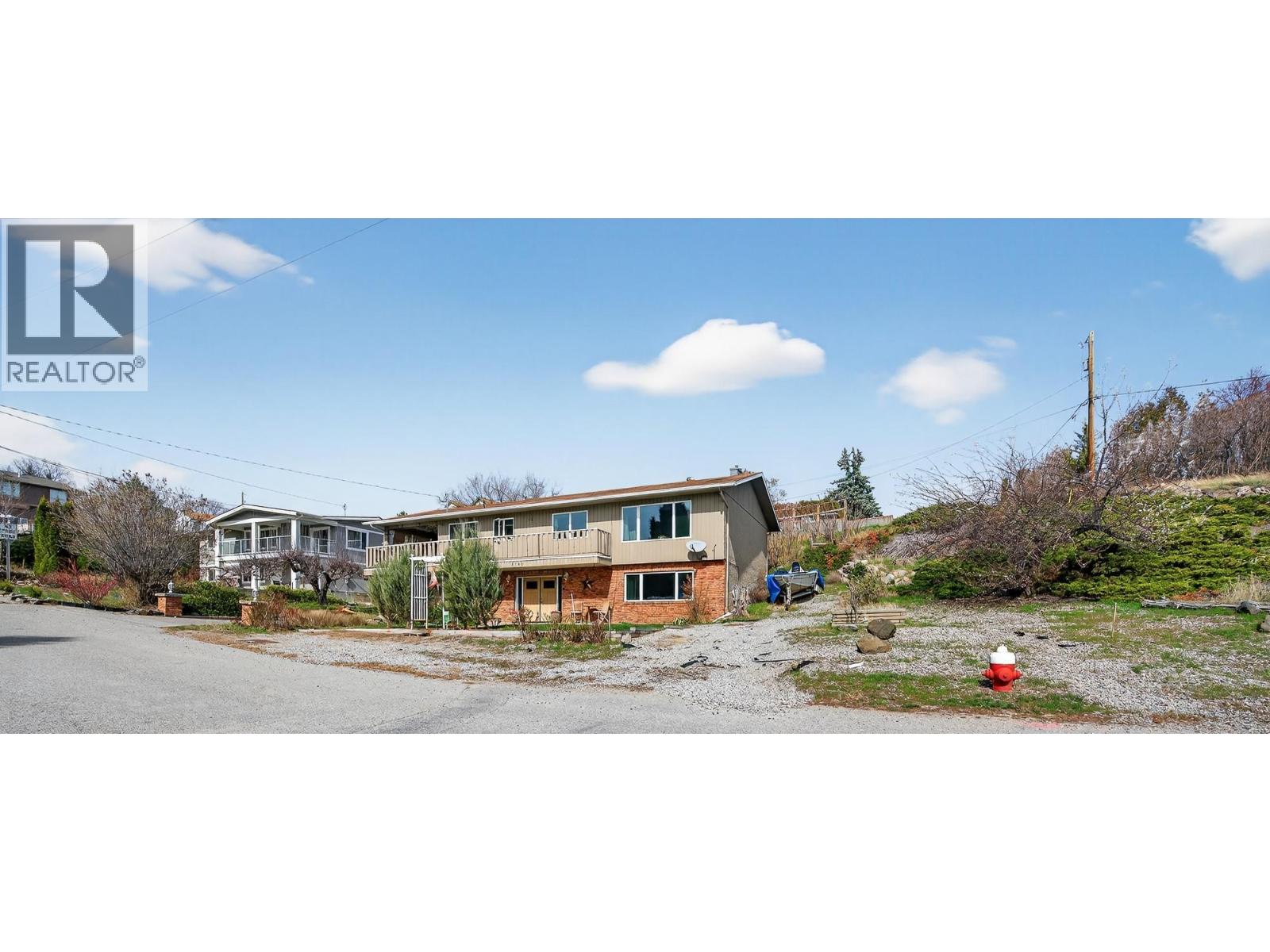  6100 MACDONALD Street, Summerland