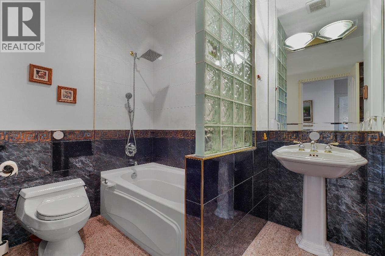 3420 ROSAMOND Avenue, Richmond