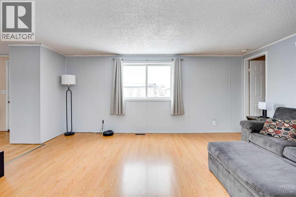 101 Clausen Crescent, Fort McMurray