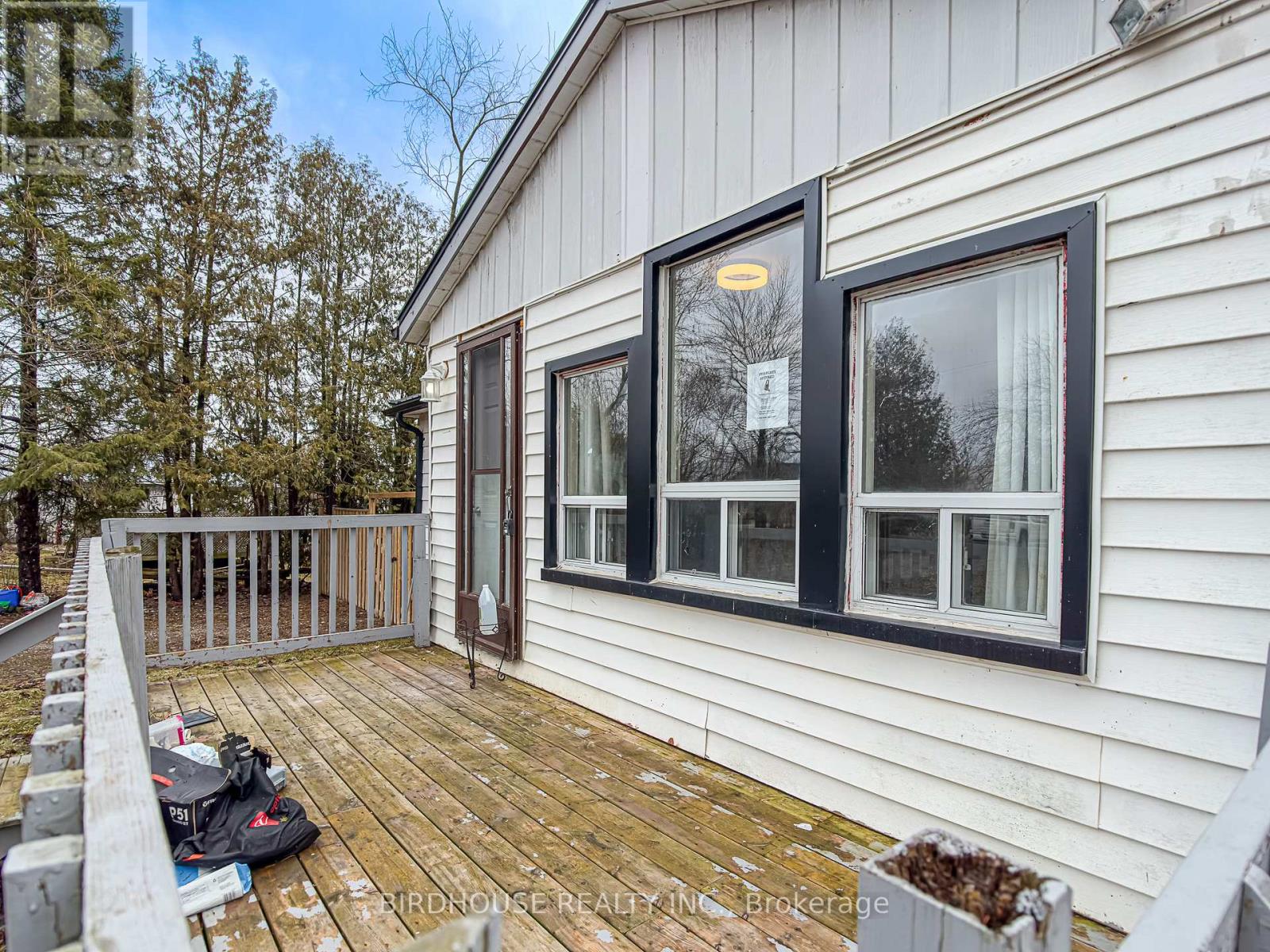 26 LAIRD DRIVE - 7